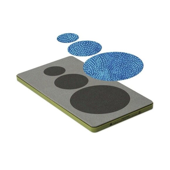 Accuquilt GO! Big Circle Die Set 2", 3", 5" Die , Circle Shape Cuts 3 Sizes, NEW - Picture 5 of 6